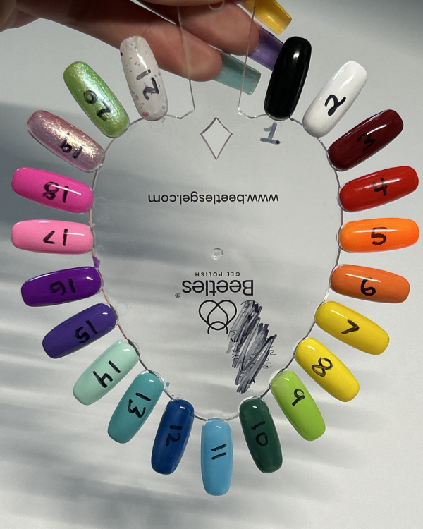 Customizable Solid Color Nail Set - Image 2